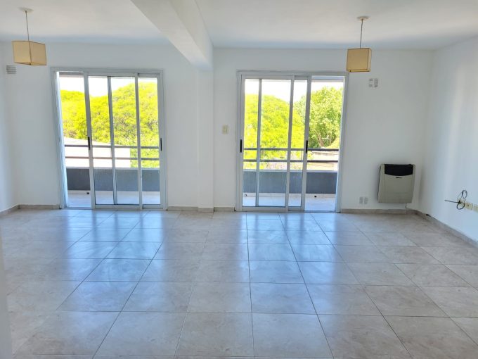 Departamento Duplex en Alquiler en calle 2 y Diagonal 73, La Plata