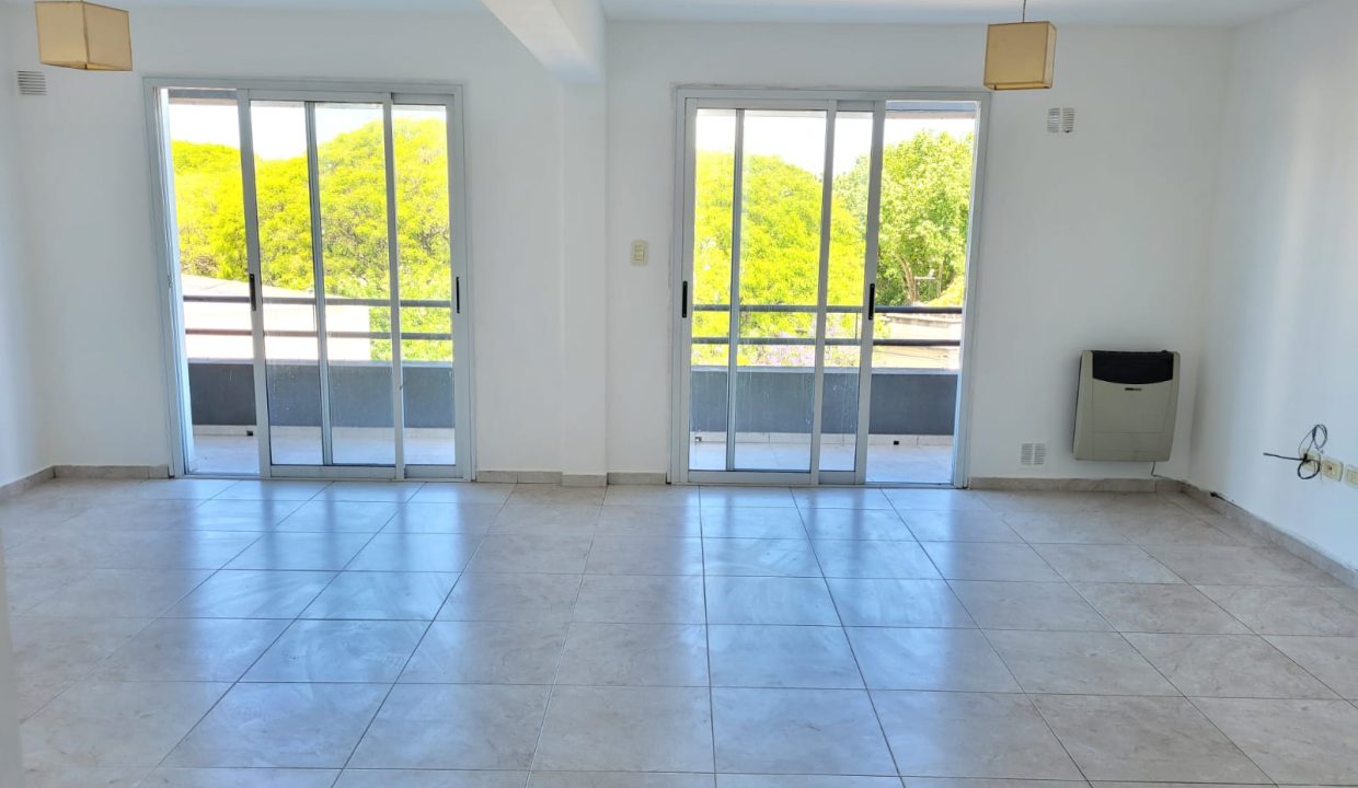 WhatsApp Image 2025-11-14 at 15.59.32