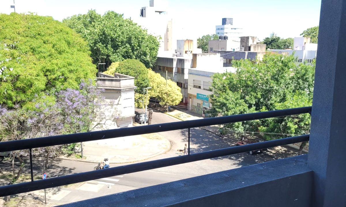 WhatsApp Image 2025-11-14 at 15.59.33 (2)