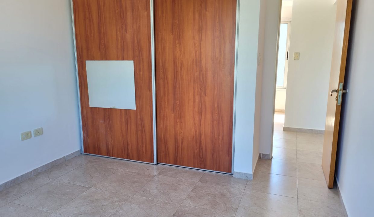 WhatsApp Image 2025-11-14 at 15.59.43 (2)