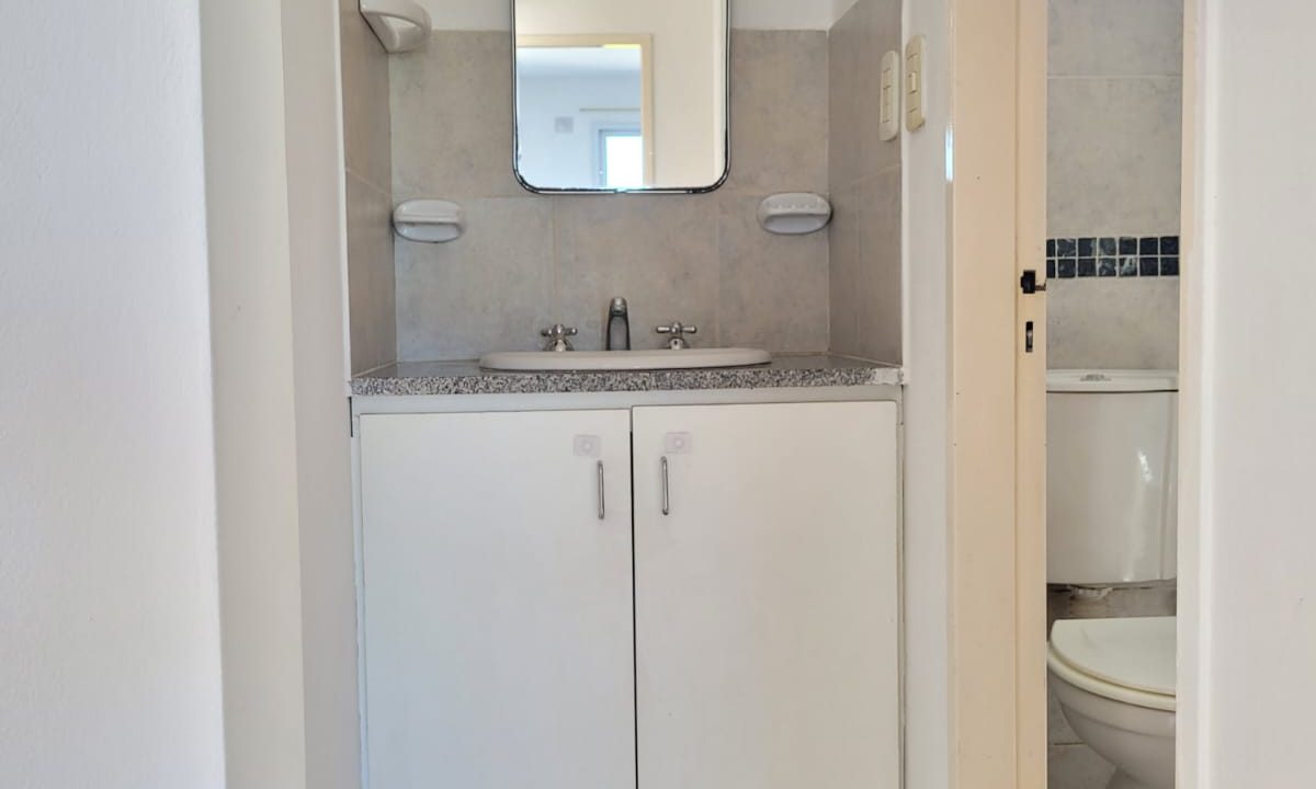 WhatsApp Image 2025-11-14 at 15.59.44 (4)